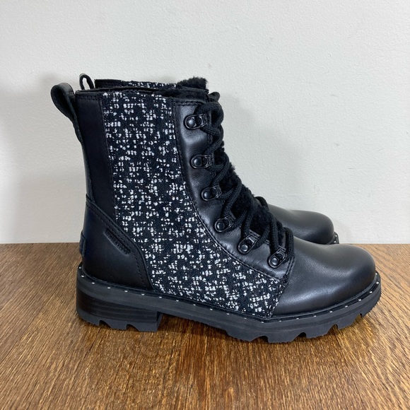 NEW Sorel Lennox Lace Waterproof Cozy Bootie Womens Size 6 Black/White - Picture 1 of 12